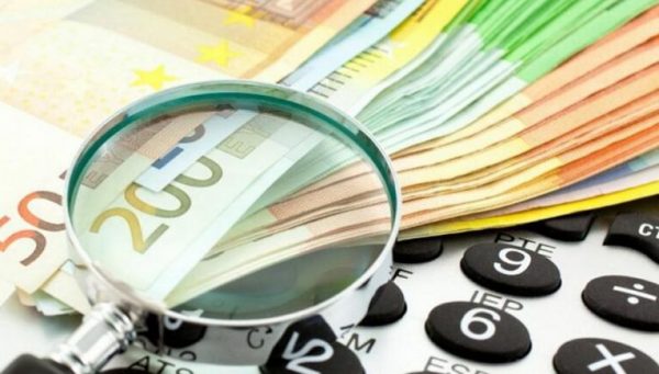 Φοροδιαφυγή: Φρένο στις συναλλαγές με μετρητά