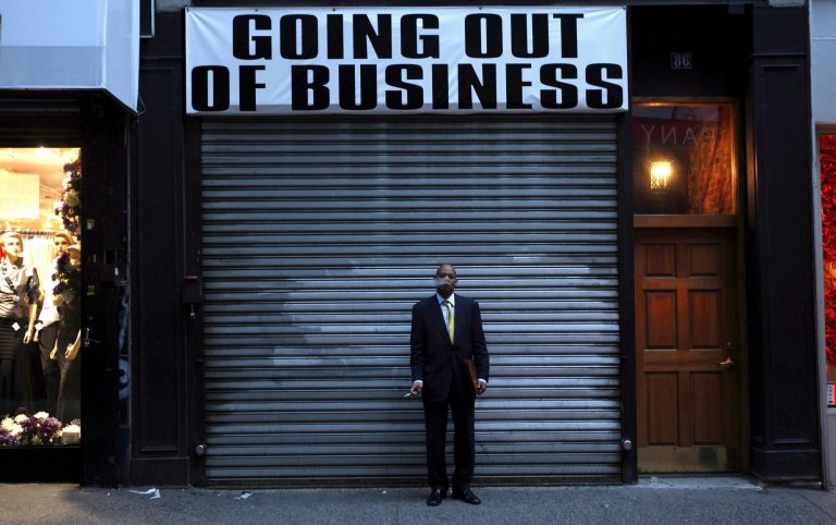 Φόβοι για οικονομικό κραχ και γεωπολιτική αποσταθεροποίηση – Μνήμες ’30