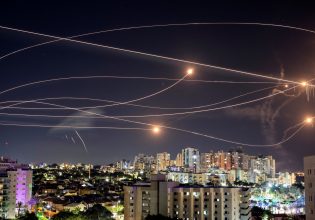 Φονική κούρσα πυραύλων στη Μέση Ανατολή – Κράτη και ένοπλες οργανώσεις με ενισχυμένο οπλοστάσιο