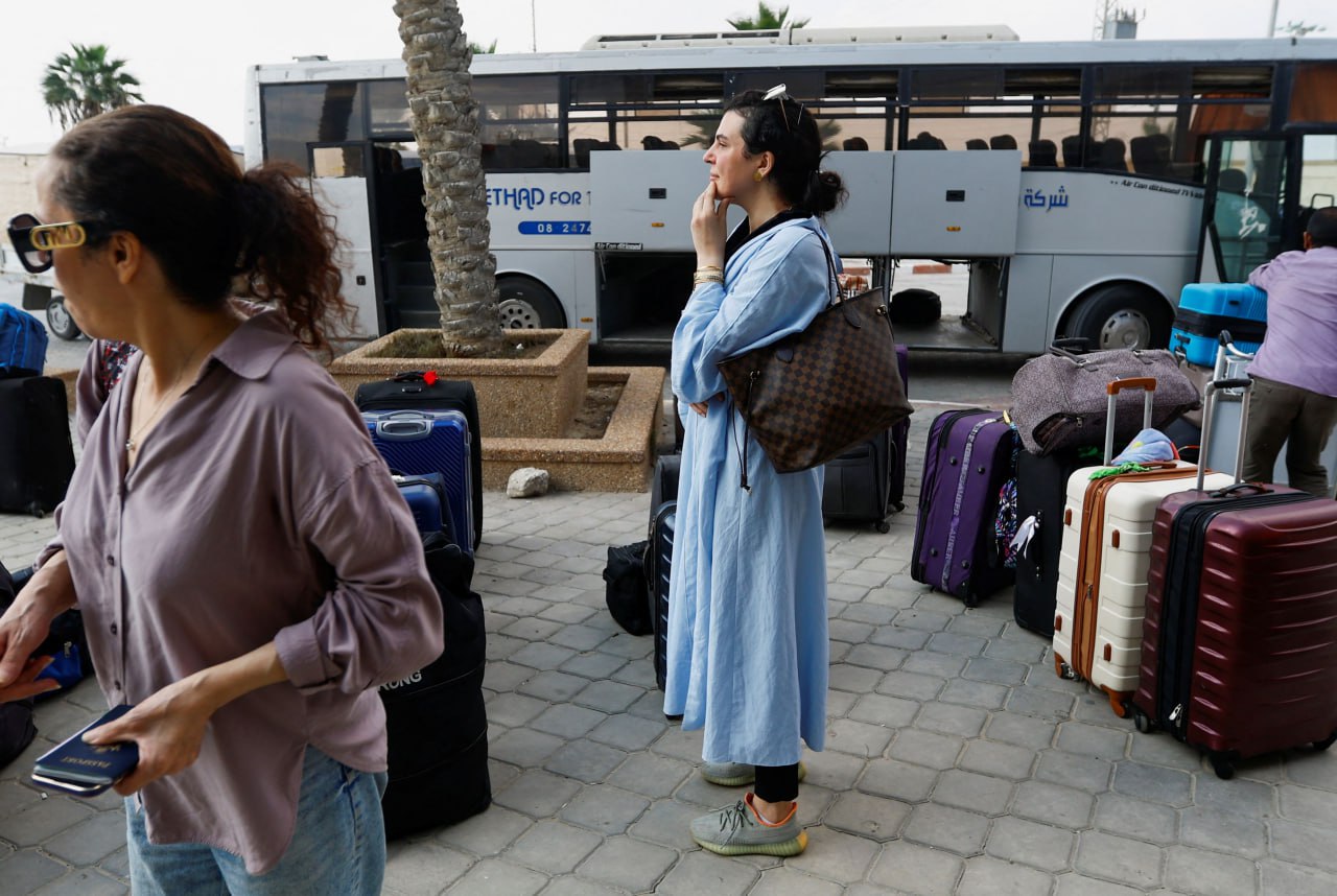 Δεκαέξι Έλληνες που έμεναν στη Γάζα διήλθαν στην Αίγυπτο - Αύριο πιθανόν στην Αθήνα