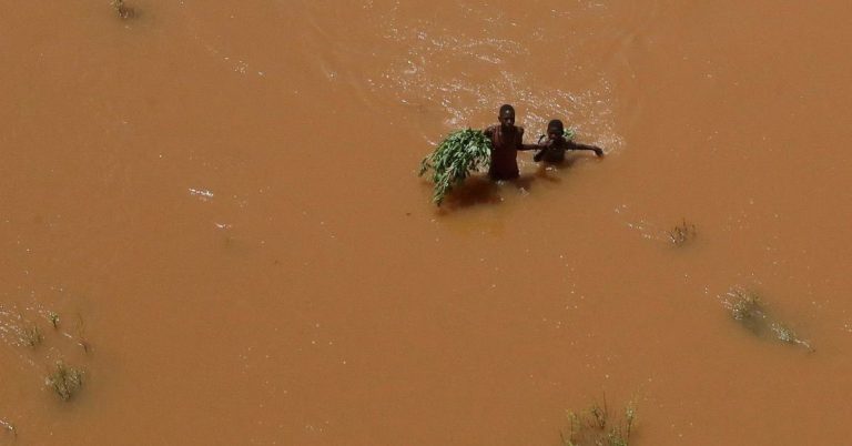 Κένυα: Τουλάχιστον 120 νεκροί εξαιτίας των πλημμυρών – Πάνω από 89.000 οικογένειες έχουν εκτοπιστεί
