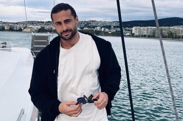 Κωνσταντίνος Βασάλος για «τσακωμό» με Fipster: «Μάλλον ξύπνησε με νεύρα»