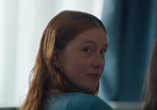 Κορίννα Ντουλλάαρτ: Ποια είναι η νεαρή πρωταγωνίστρια του «Milky Way»