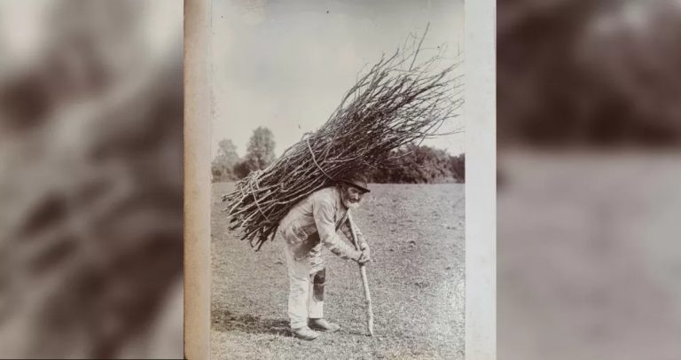 To story πίσω από τη φωτογραφία του εμβληματικού άλμπουμ IV των Led Zeppelin