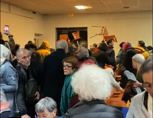 Γαλλία: Αφνιδιαστική εξόρμηση ακροδεξιών ομάδων σε εκδήλωση για την Παλαιστίνη