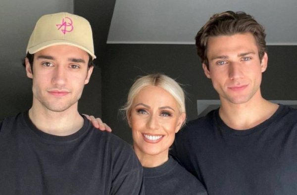 Μαρία Μπακοδήμου: «Έχω γνωρίσει κοπέλες των γιων μου, είμαι η καλύτερη πεθερά»