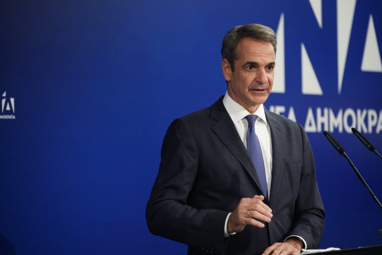 Οι αγωνίες Μητσοτάκη με τα δικά του λόγια: ο καθρέφτης, το κοντέρ, οι υπερφίαλοι