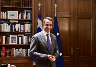 «Σεβασμός στο ανθρωπιστικό δίκαιο» – Οι 3 ώρες του Μητσοτάκη στο Ελιζέ, το τετ α τετ με τον Παλαιστίνιο πρωθυπουργό