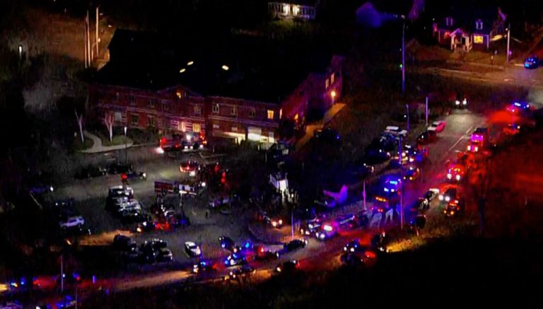 ΗΠΑ: Ενας νεκρός από τα πυρά ενόπλου σε ψυχιατρικό νοσοκομείο του Νιου Χαμσάιρ