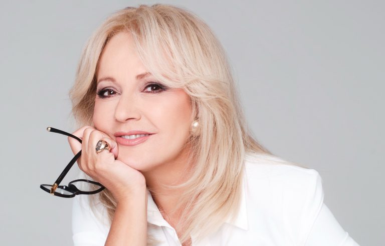 Στην πρώτη θέση παρέμεινε το «Φως στο Τούνελ»