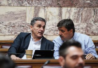 ΣΥΡΙΖΑ: 1.300 μέλη συνυπογράφουν κείμενο με τίτλο «Διέξοδος Αριστερά»