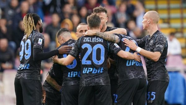 Σαλερνιτάνα – Νάπολι 0-2: Διπλό στο Σαλέρνο για τους πρωταθλητές