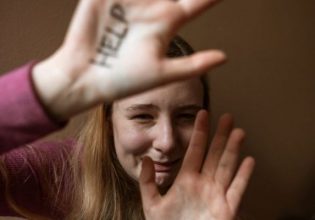 Σύρος: Βίασε με την απειλή μαχαιριού 48χρονη Ουκρανή μέσα στο σπίτι της