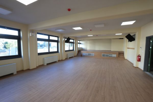 Εγκαινιάστηκε το νέο Δημοτικό Σχολείο στο Δήμο Λυκόβρυσης – Πεύκης