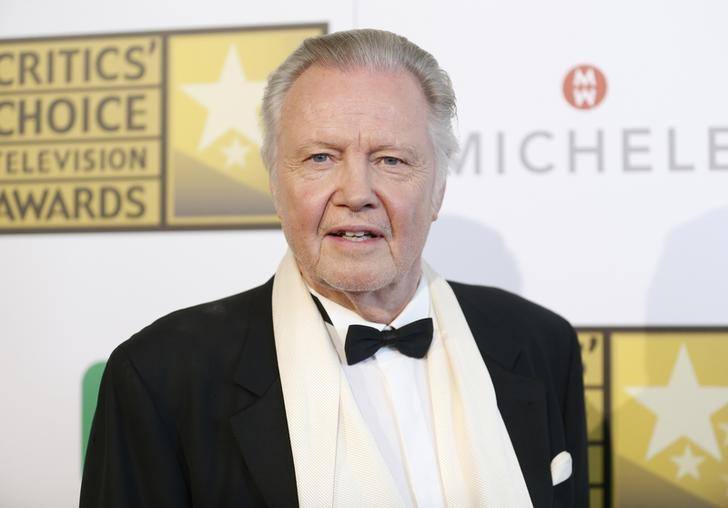 O Γιον Βόιτ κατηγορεί «για ψέματα» την κόρη του Αντζελίνα Τζολί και αποκαλεί τους μαχητές της Χαμάς «ζώα»