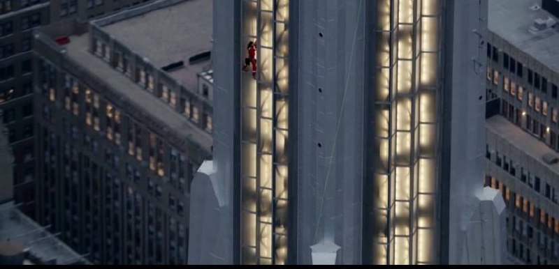 Τζάρεντ Λέτο, κατέβα κάτω από το Empire State Building