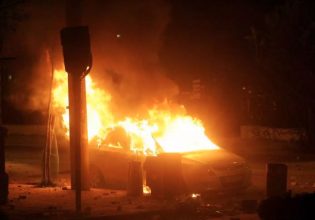 Θρίλερ: Απανθρακωμένο άτομο εντοπίστηκε κατά την κατάσβεση πυρκαγιάς σε αυτοκίνητο στην Εθνική Οδό