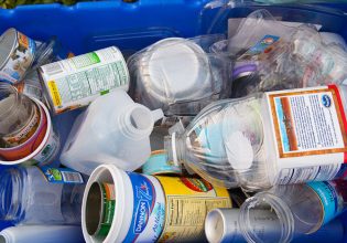 Πλαστικά: Εβδομάδα διαπραγματεύσεων για τον περιορισμό της ρύπανσης – Τα δύο «στρατόπεδα»