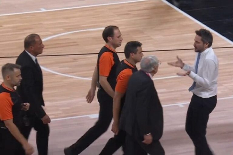 Έξαλλος ο Ποτσέκο: «Οι διαιτητές δεν καταλαβαίνουν το παιχνίδι»(vid)