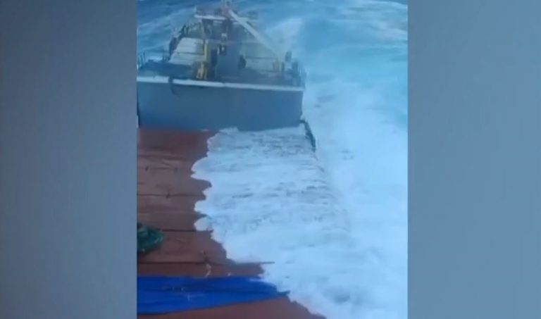 Ναυάγιο στη Λέσβο: Οι τελευταίες κινήσεις του καπετάνιου πριν βυθιστεί το πλοίο – Τι εξετάζουν οι Αρχές