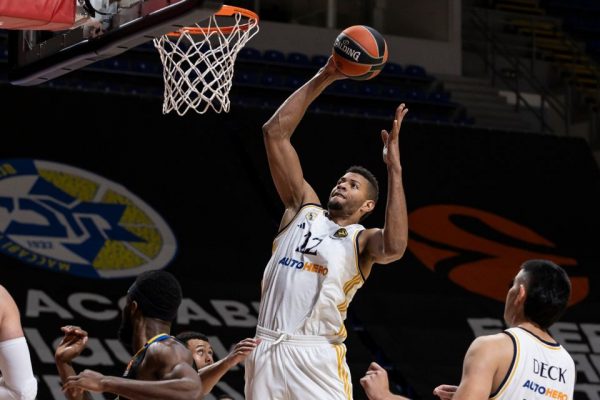 Μακάμπι – Ρεάλ Μαδρίτης 70-99: Ασταμάτητη, έκανε το 10Χ10!