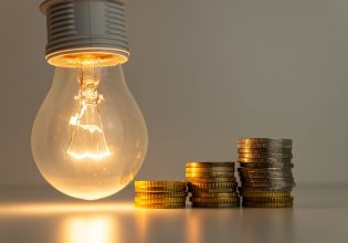 Τιμολόγια ρεύματος: «Ραβασάκια» σε περισσότερους από 7 εκατ. καταναλωτές έως την 1η Δεκεμβρίου