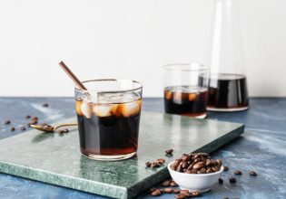 Καφές: Πώς επηρεάζει το βάρος μας;