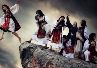 Μπρος γκρεμός και πίσω Κασσελάκης να ‘τος και ο Πολάκης – Ο χορός του Ζαλόγγου στο President