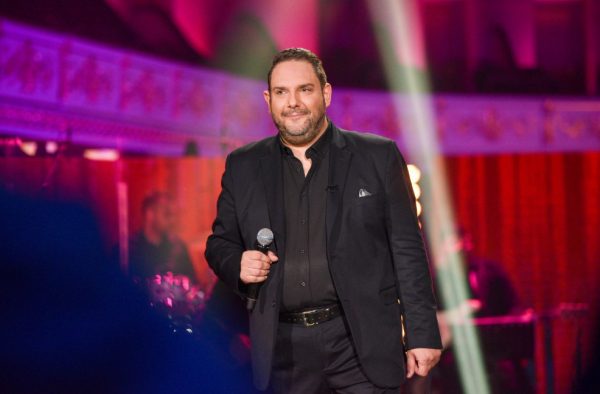 Στέλιος Διονυσίου: «Άκουσα άσχημα σχόλια από μεγάλους τραγουδιστές – Δεν χόρτασα τον πατέρα μου»