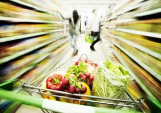 Λουκέτο σε σούπερ μάρκετ που έκοβε, αλλά δεν δήλωνε αποδείξεις