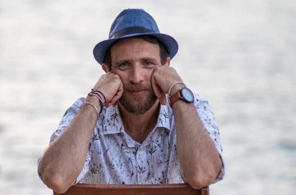 «Δεν παλεύεται η γκρίνια του Θανάση Πάτρα» – Η σύζυγός του τον «έδωσε» στον αέρα