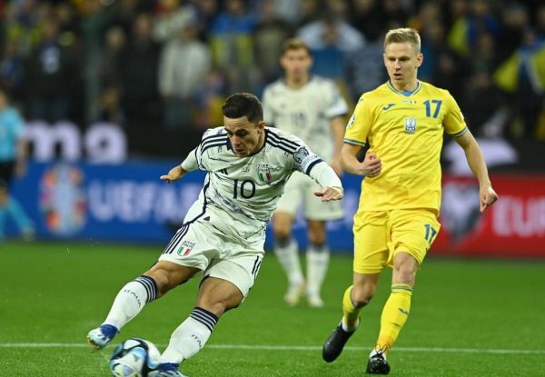 «Χρυσή» ισοπαλία για την Ιταλία που πάει… Euro (0-0) – Προκρίσεις για Σλοβενία και Τσεχία