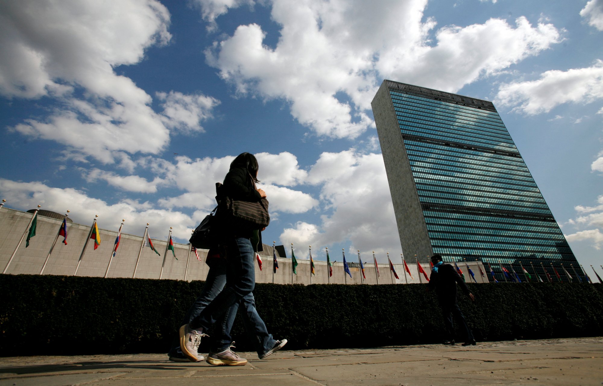 Εκπρόσωπος ΟΗΕ: Οι παύσεις των μαχών στη Γάζα πρέπει να πραγματοποιούνται σε συντονισμό με τον ΟΗΕ