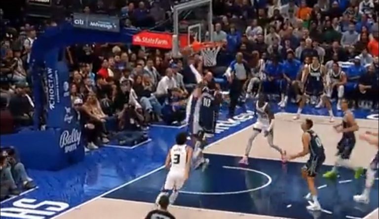 Φοβερός Βεζένκοφ και στις δυο πλευρές του παρκέ – Η εντυπωσιακή τάπα στον Χάρνταγουεϊ (vid)