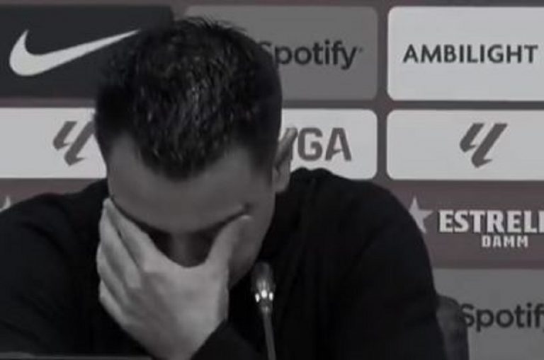 Λύγισε από την πίεση ο Τσάβι: Βούρκωσε στη συνέντευξη τύπου (vid)