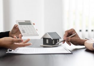 «Έμφραγμα» στις μεταβιβάσεις ακινήτων – Ανάστατη η αγορά του real estate