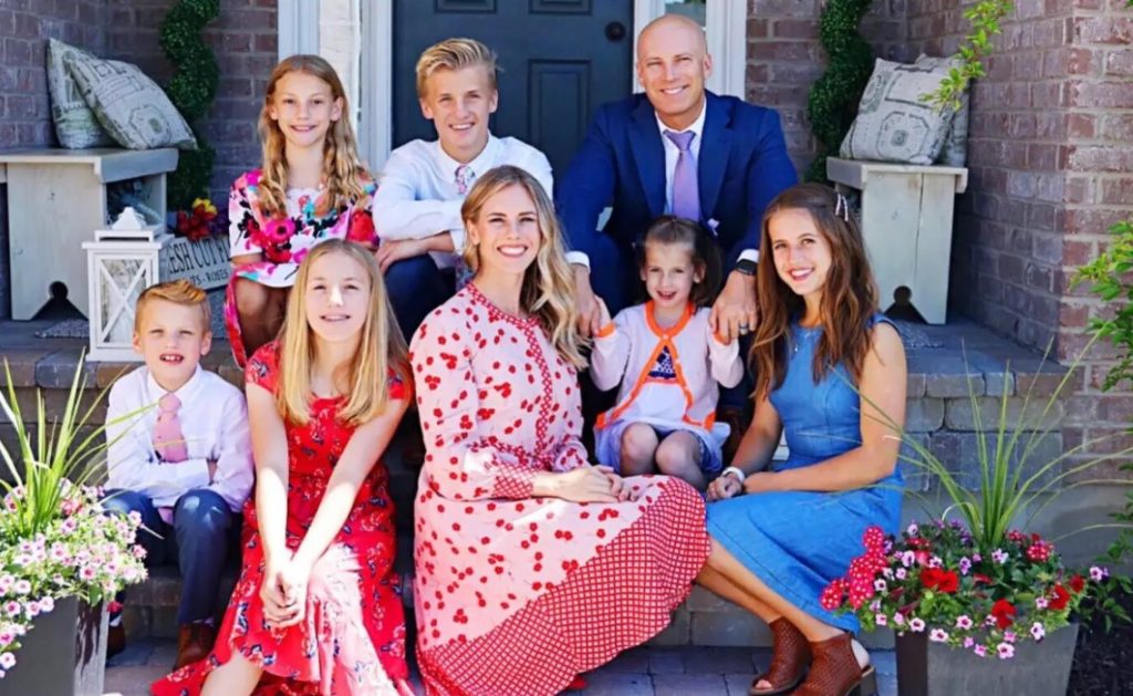 ΗΠΑ: Έδινε συμβουλές μητρότητας στα social media και τώρα κατηγορείται για παιδική κακοποίηση