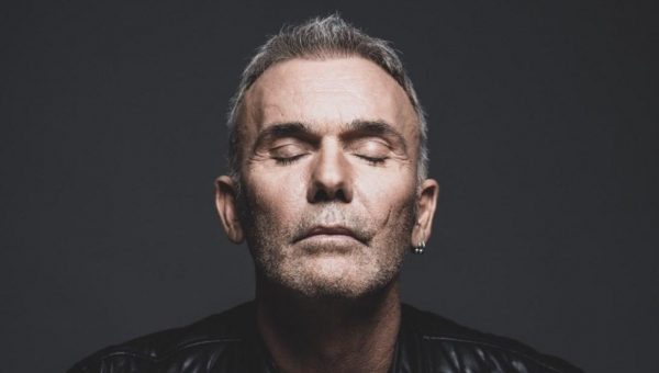 Στέλιος Ρόκκος: Η οικογενειακή τραγωδία του τραγουδιστή – Έχασε τα αδέρφια του μέσα σε δύο χρόνια