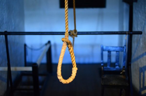 Πάρος: 28χρονος βρέθηκε απαγχονισμένος στην Παροικιά – Όλα «μιλούν» για αυτοκτονία