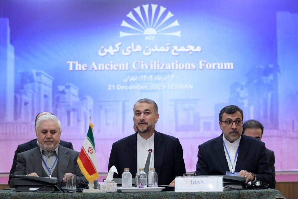 Ιράν: Ο κόσμος υποφέρει από την εργαλειοποίηση των διεθνών κανόνων και τα διπλά στάνταρτς λέει ο Ιρανός ΥΠΕΞ