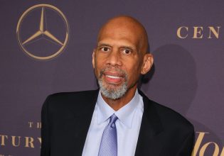 Στο νοσοκομείο ο Καρίμ Αμπντούλ Τζαμπάρ μετά από ατύχημα (pic)