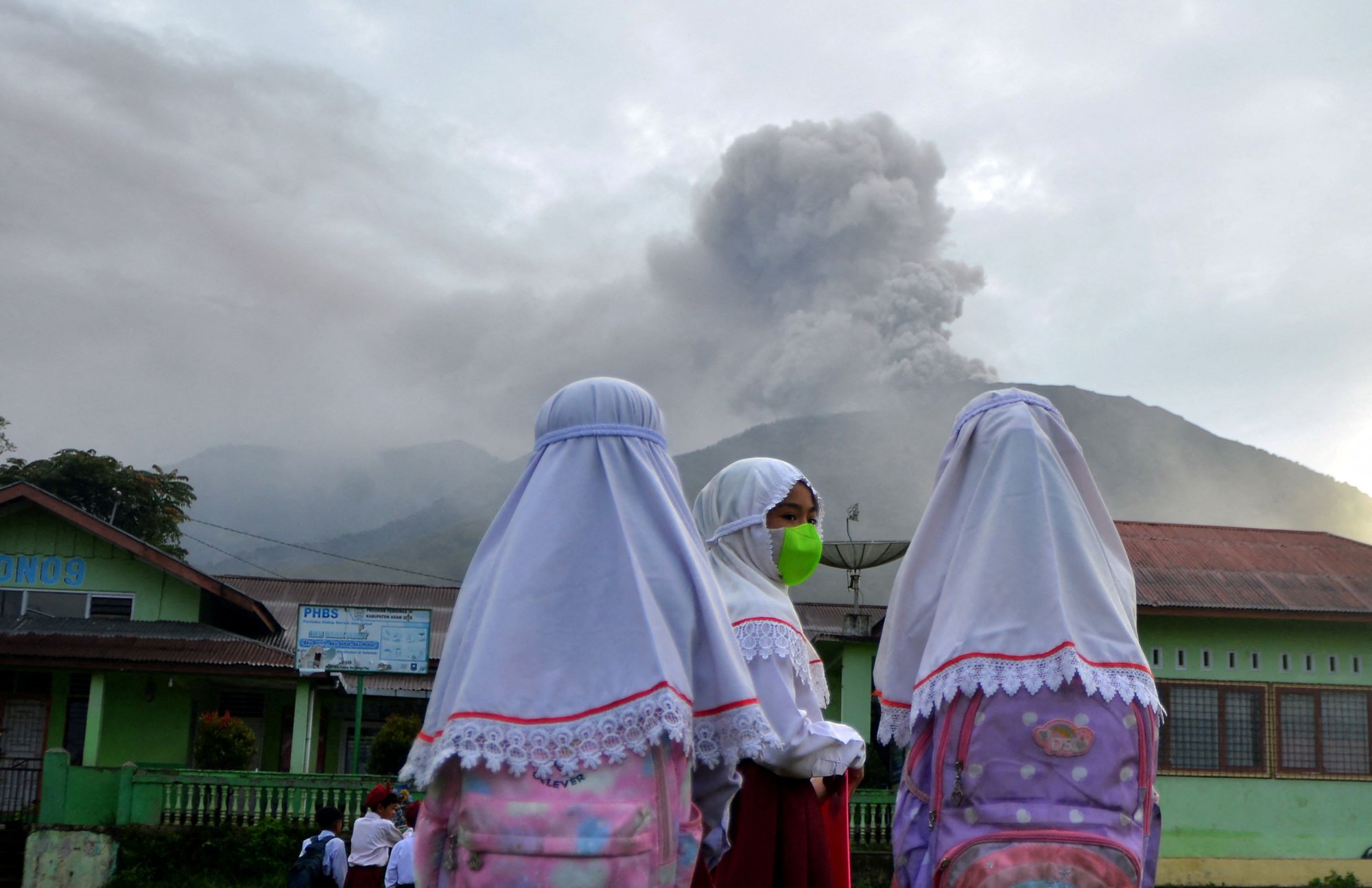 Ινδονησία: Στους 22 οι νεκροί από την έκρηξη του ηφαιστείου Μεράπι