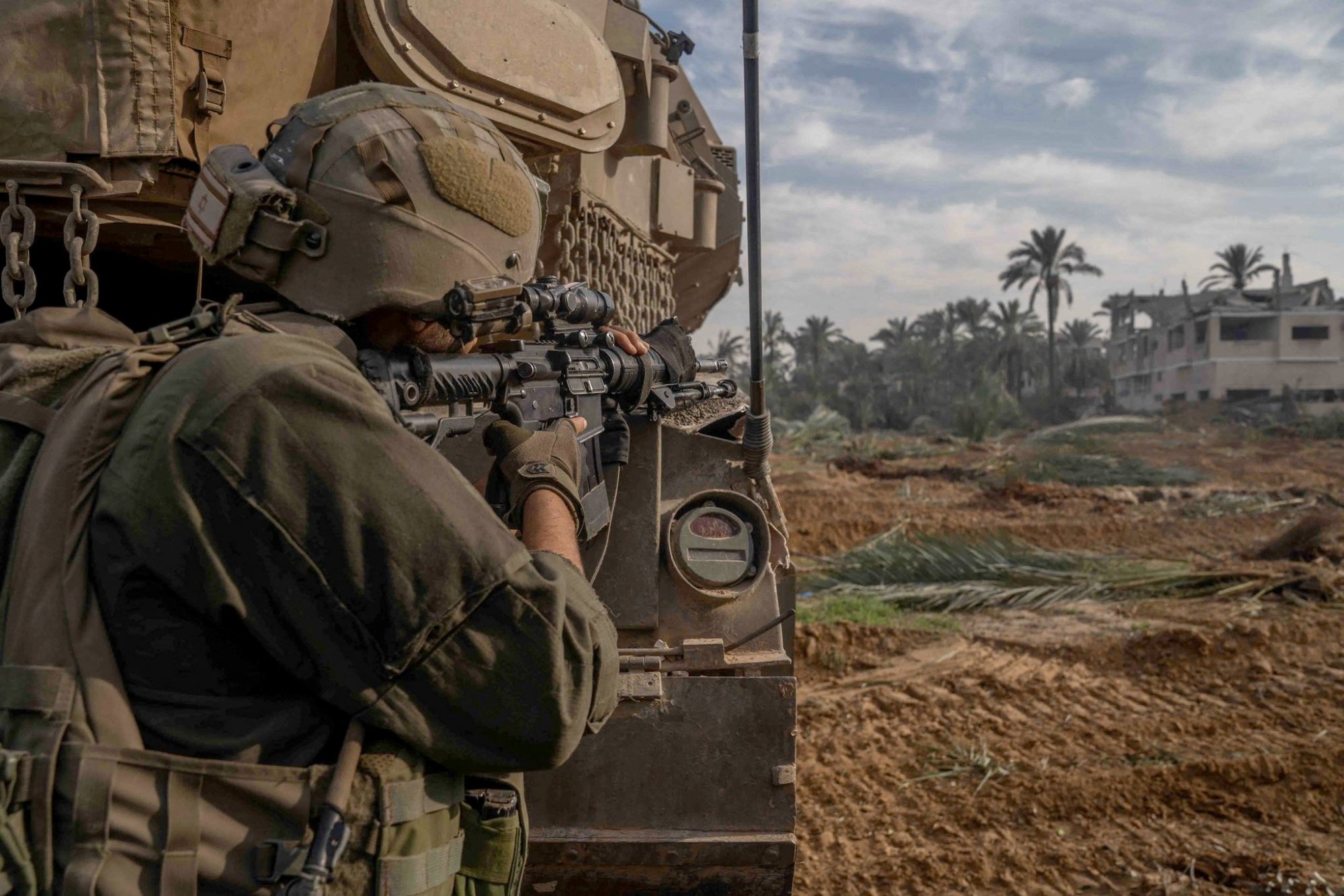Ισραήλ: Οι περισσότεροι πολίτες στηρίζουν τη συνέχιση των στρατιωτικών επιχειρήσεων