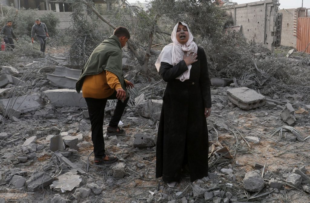 Πόλεμος στη Γάζα: «Εδώ πέρα η ζωή είναι τυχαία…» – Η φρίκη του πολέμου στη Γάζα ενός γιατρού
