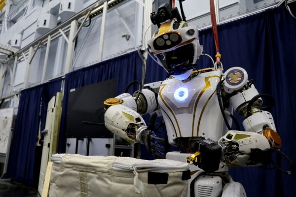 Ανθρωποειδή ρομπότ βάζουν υποψηφιότητα για αστροναύτες της NASA