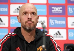 Τεν Χαγκ: «Δεν ανησυχώ ότι θα απολυθώ»