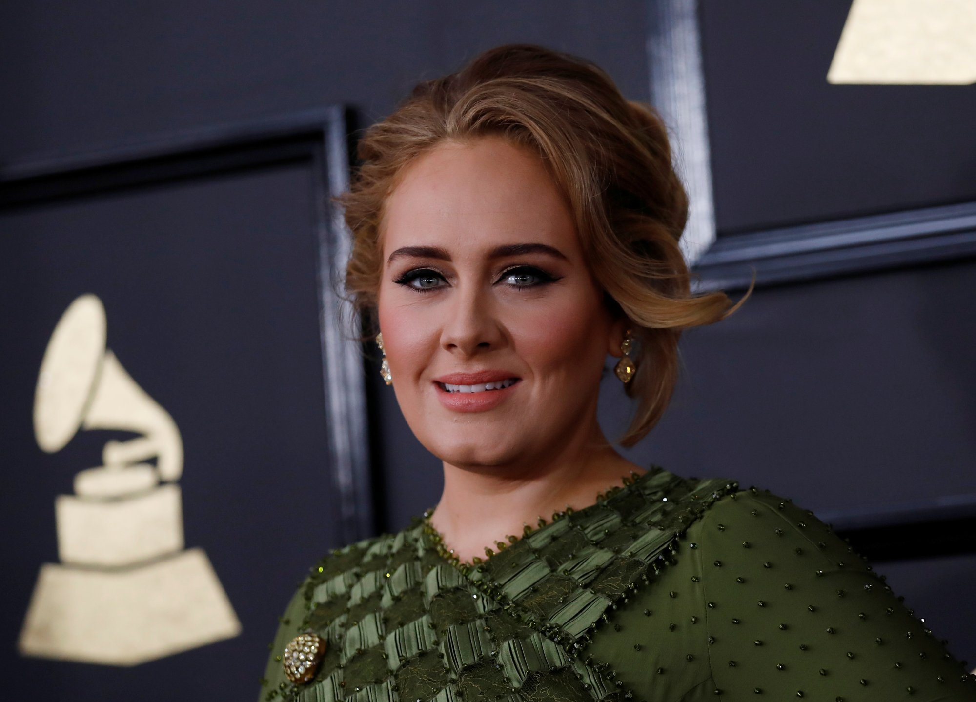 Η Adele δήλωσε ότι το να γίνει μαμά στο απόγειο της δόξας της θεωρήθηκε «αυτοκτονία καριέρας»