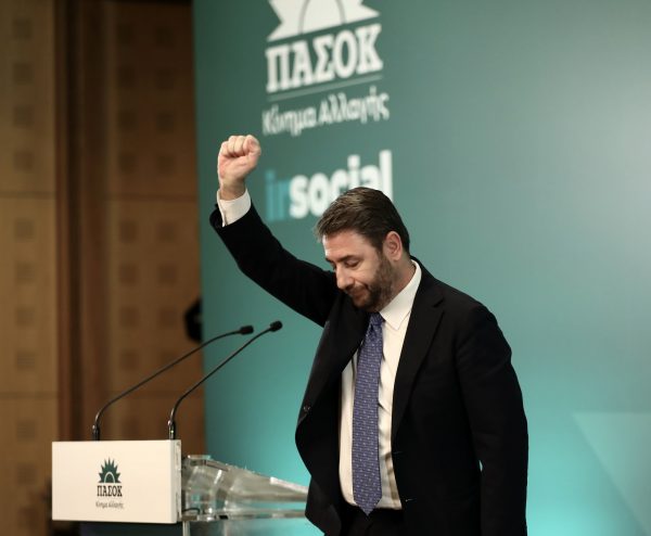 Να δώσουμε διέξοδο στον κόσμο για να φύγει η ΝΔ, λέει ο Ανδρουλάκης