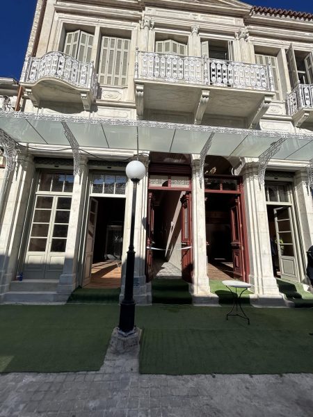 Εγκαινιάστηκε το Ιστορικό Δημαρχείο της Άρτας