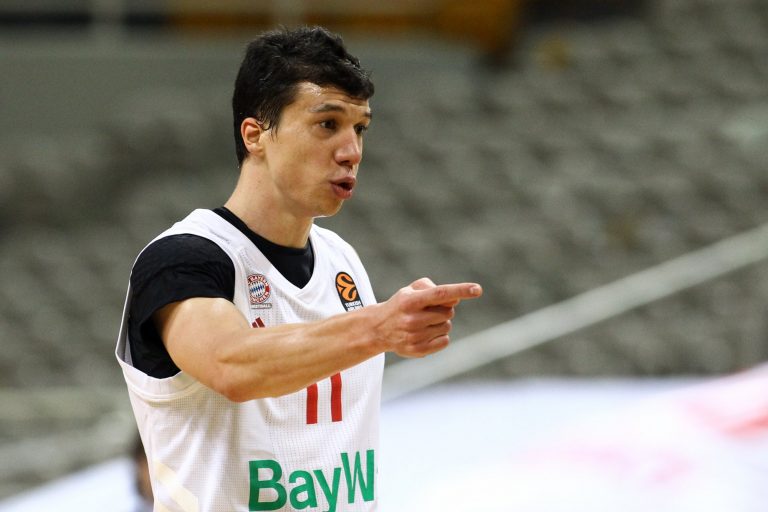 Μπάγερν: Χωρίς Λούτσιτς, αμφίβολοι οι Ομπστ και Μπολμάρο για το παιχνίδι με τον Ολυμπιακό